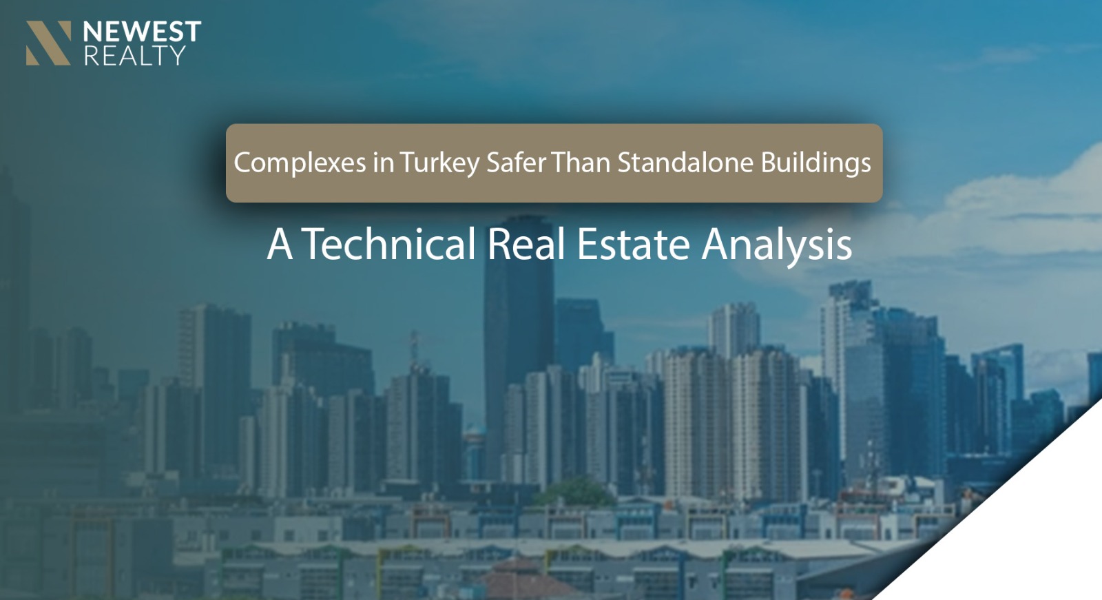 Are Residential Complexes in Turkey Safer Than Standalone Buildings Against Earthquakes  A Technical Real Estate Analysis